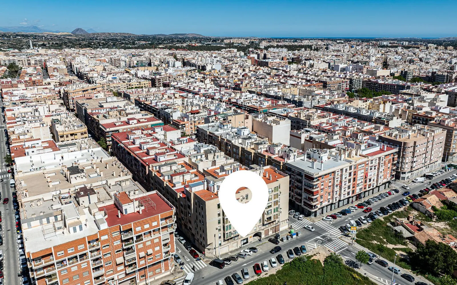 Комерційне приміщення у Elche, Коста-Бланка — фото 1 з 30