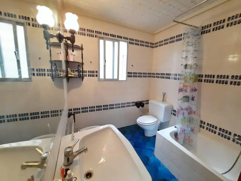 Villa de 4 dormitorios en Novelda, Costa Blanca — foto 14 de 27