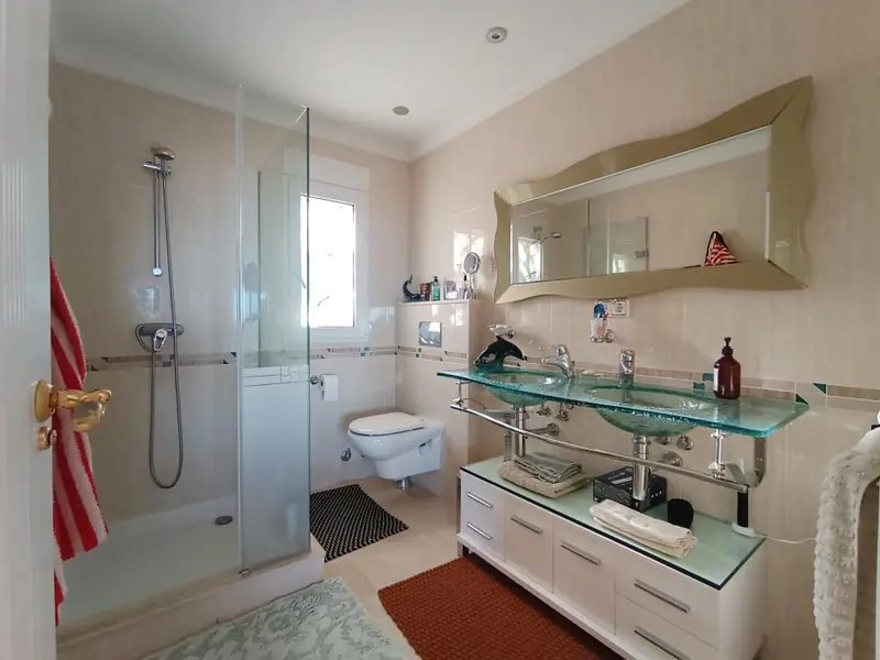 Villa with 4 bedrooms in Dénia, Costa Blanca — photo 28 of 30