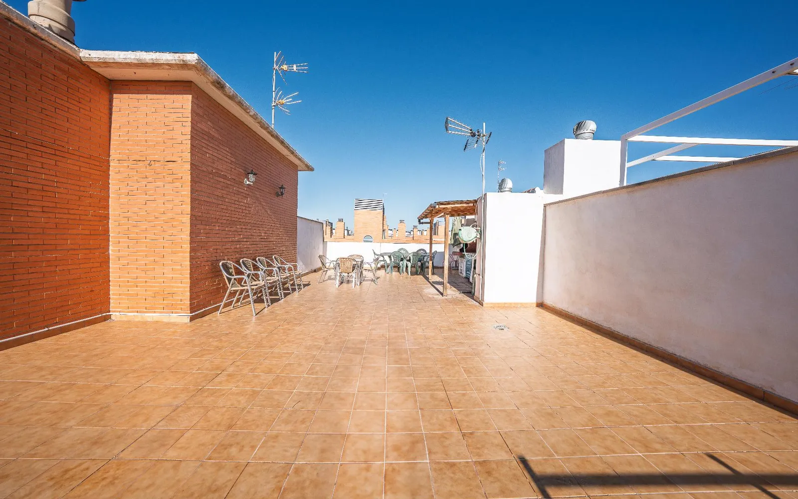 Пентхаус з 3 спальнями у Alicante, Коста-Бланка — фото 1 з 30