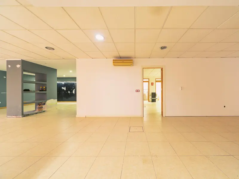 Local comercial en Dénia, Costa Blanca — foto 7 de 15