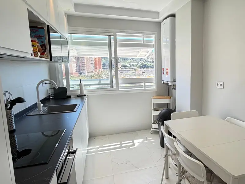 Wohnung mit 2 Schlafzimmern in Alicante, Costa Blanca — Foto 9 von 17