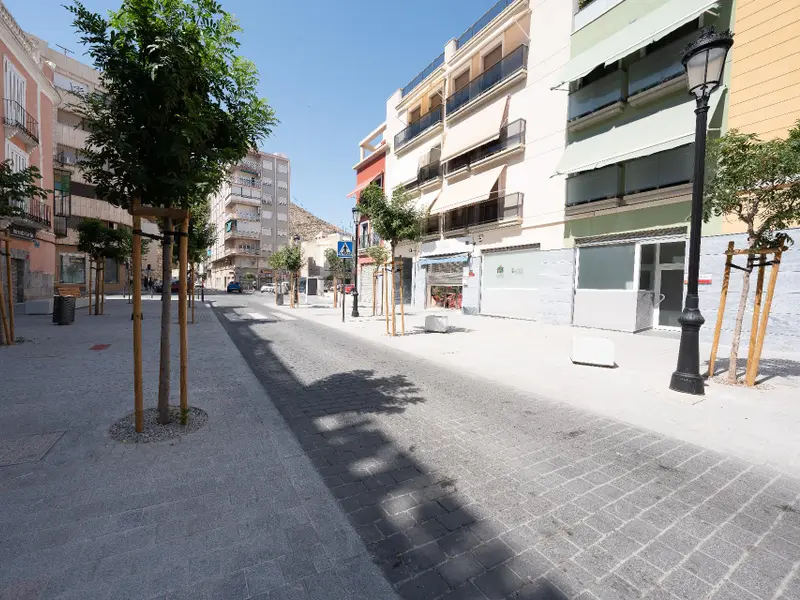 Local comercial en Orihuela, Costa Blanca — foto 6 de 7