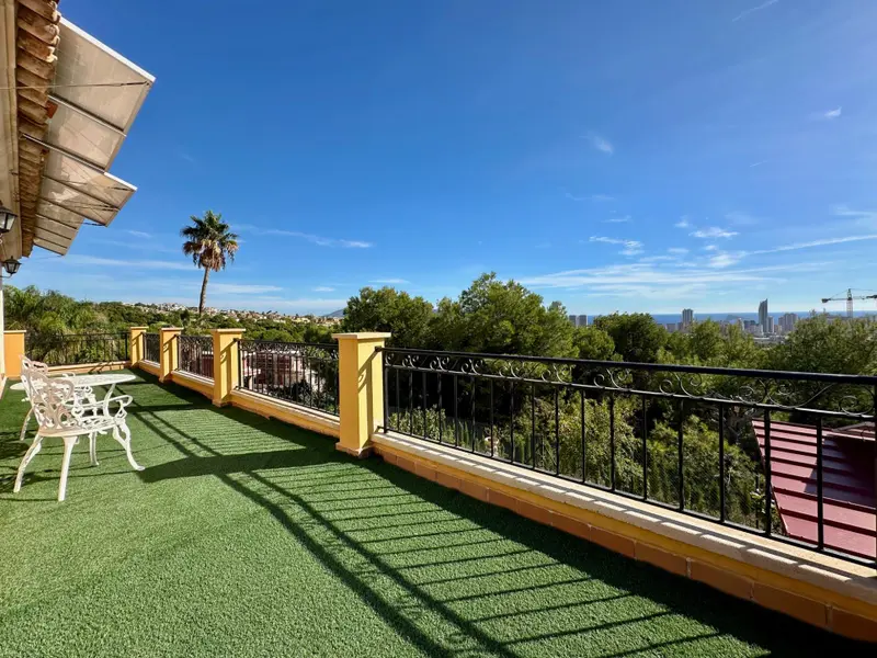Villa de 4 dormitorios en Finestrat, Costa Blanca — foto 29 de 30