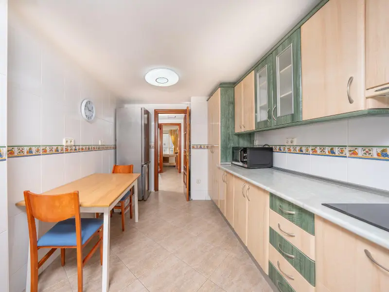 Apartamento de 2 dormitorios en Benidorm, Costa Blanca — foto 26 de 28