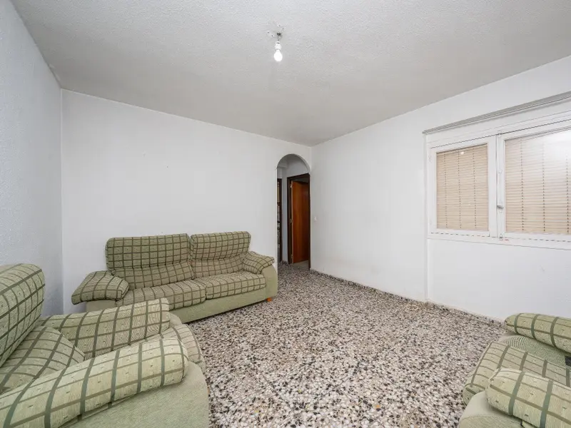 شقة de 4 dormitorios en Monforte del Cid, Costa Blanca — صورة 5 من 19