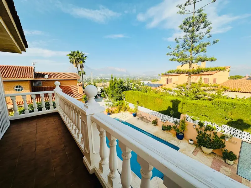 Villa de 4 dormitorios en Benidorm, Costa Blanca — foto 24 de 26