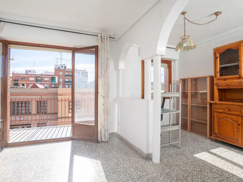 Apartment with 2 bedrooms in Elche, Costa Blanca — photo 2 of 27
