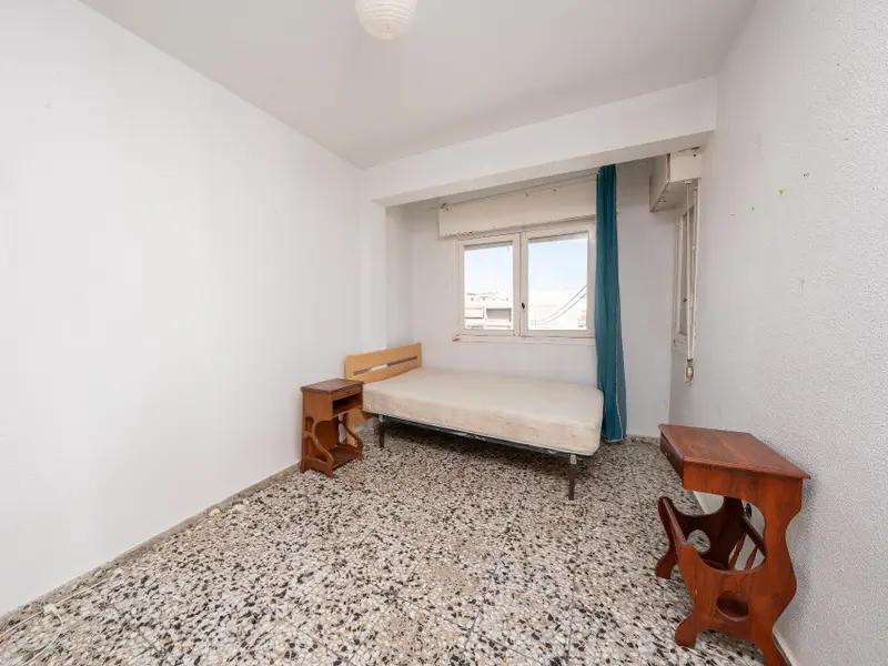 شقة de 4 dormitorios en Monforte del Cid, Costa Blanca — صورة 10 من 19