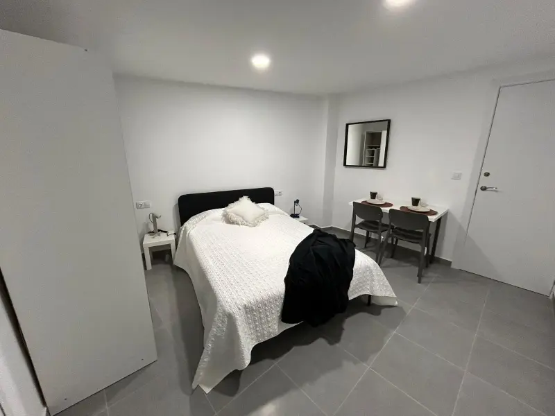 Apartment with 5 bedrooms in Elche, Costa Blanca — photo 8 of 12