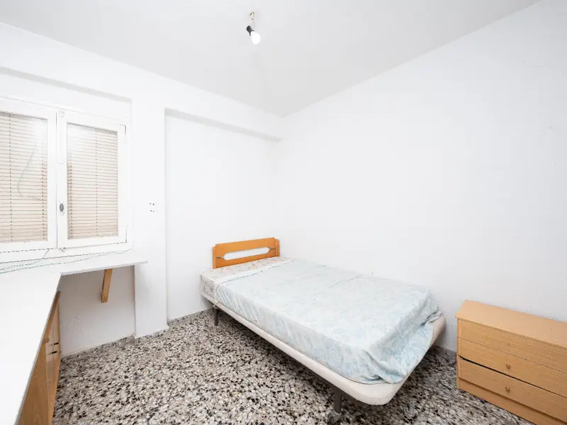 شقة de 4 dormitorios en Monforte del Cid, Costa Blanca — صورة 13 من 19