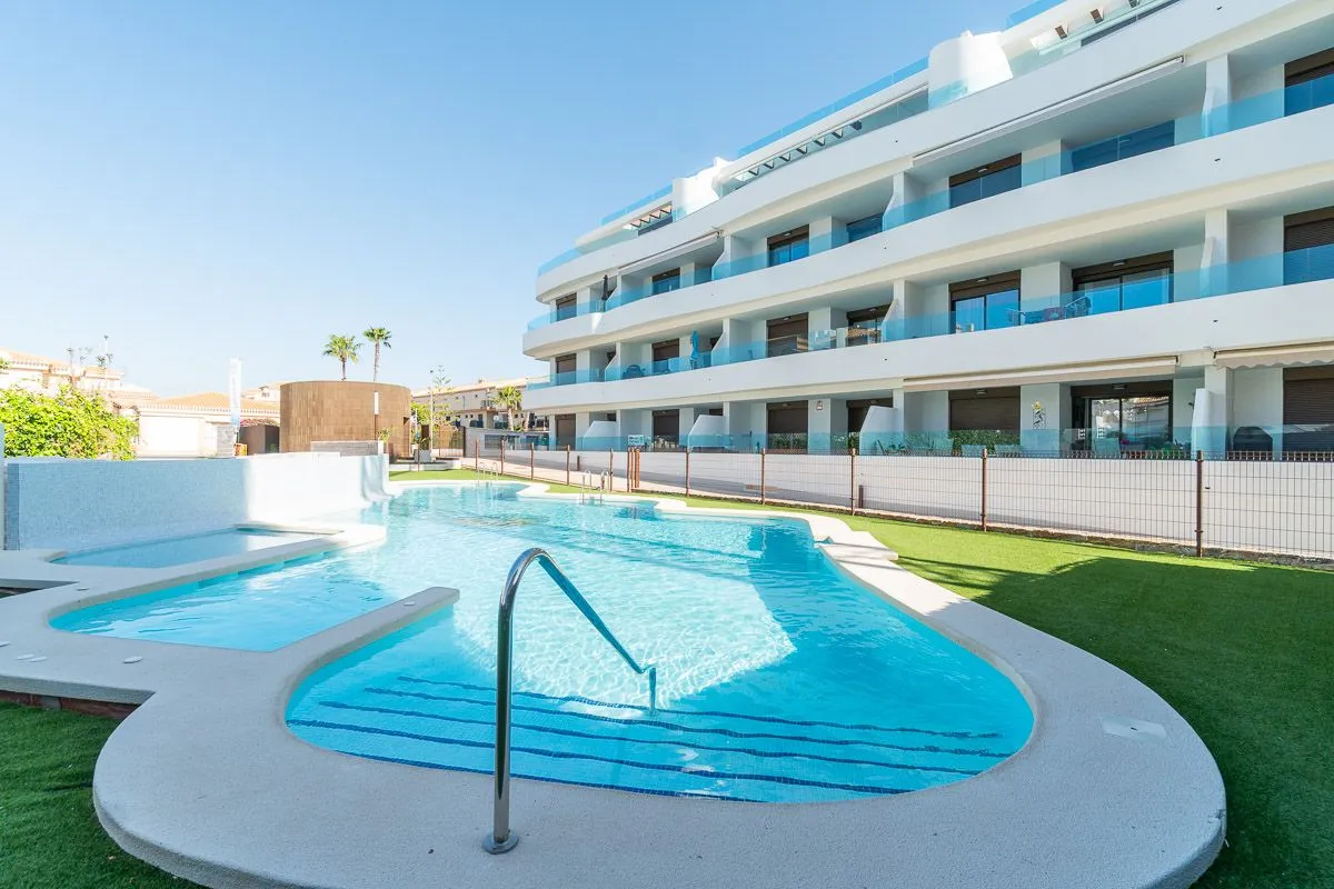 Penthouse avec 3 chambres à Orihuela Costa, Costa Blanca — photo 1 sur 30