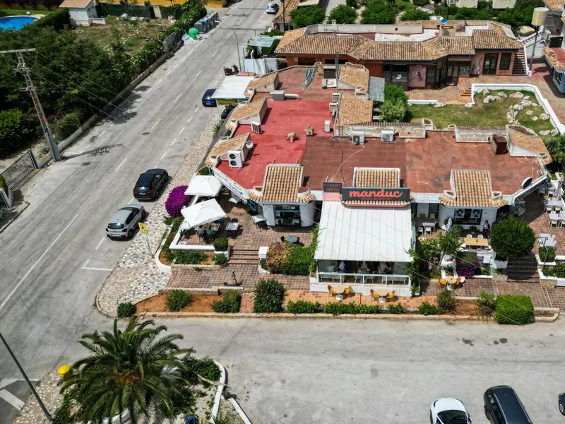 Комерційне приміщення з 3 спальнями у Dénia, Коста-Бланка — фото 5 з 30