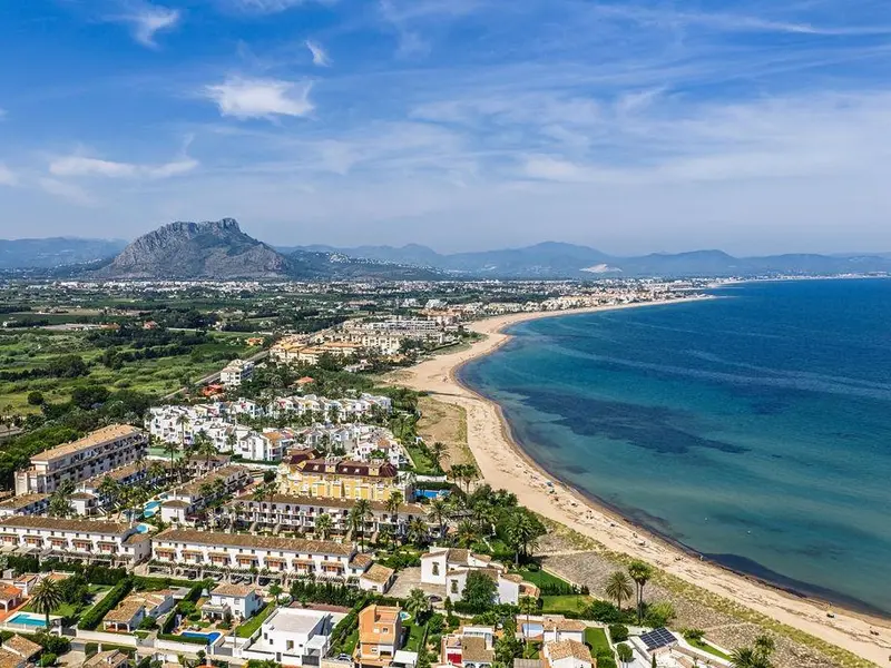 Apartamento de 2 dormitorios en Dénia, Costa Blanca — foto 25 de 29