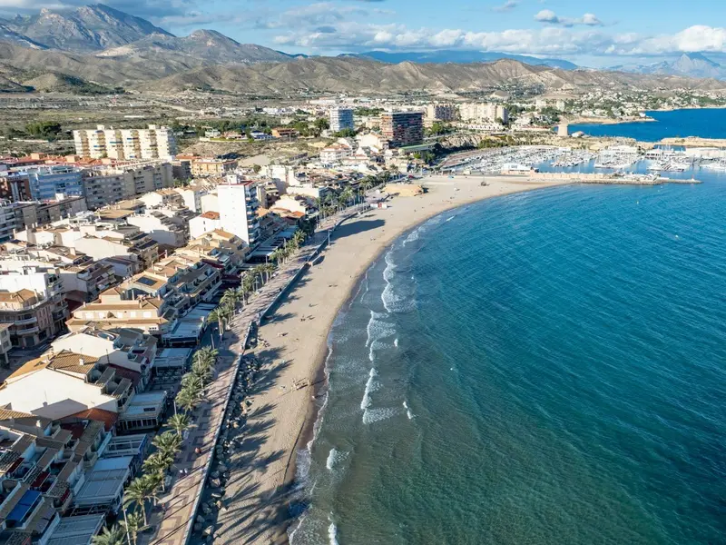 Appartement met 3 slaapkamers in El Campello, Costa Blanca — foto 3 van 29