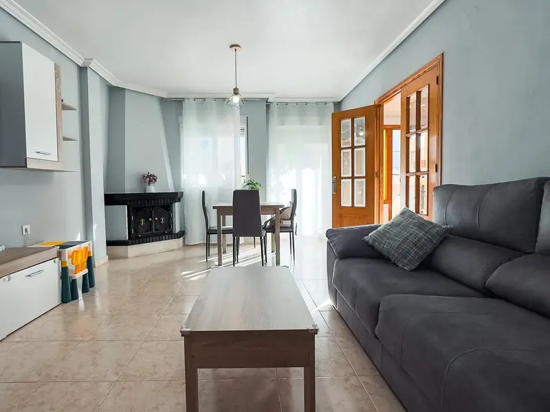 Bungalow de 3 dormitorios en Desconocido, Costa Blanca — foto 2 de 30