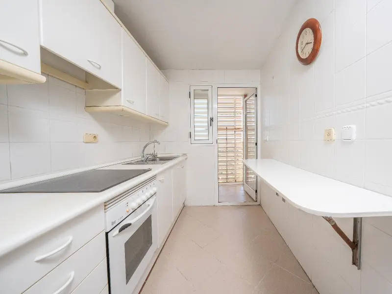 Apartamento de 2 dormitorios en Alicante, Costa Blanca — foto 8 de 28
