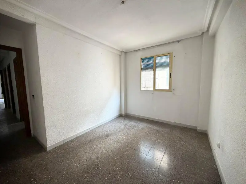 Apartamento de 3 dormitorios en Elche, Costa Blanca — foto 3 de 7