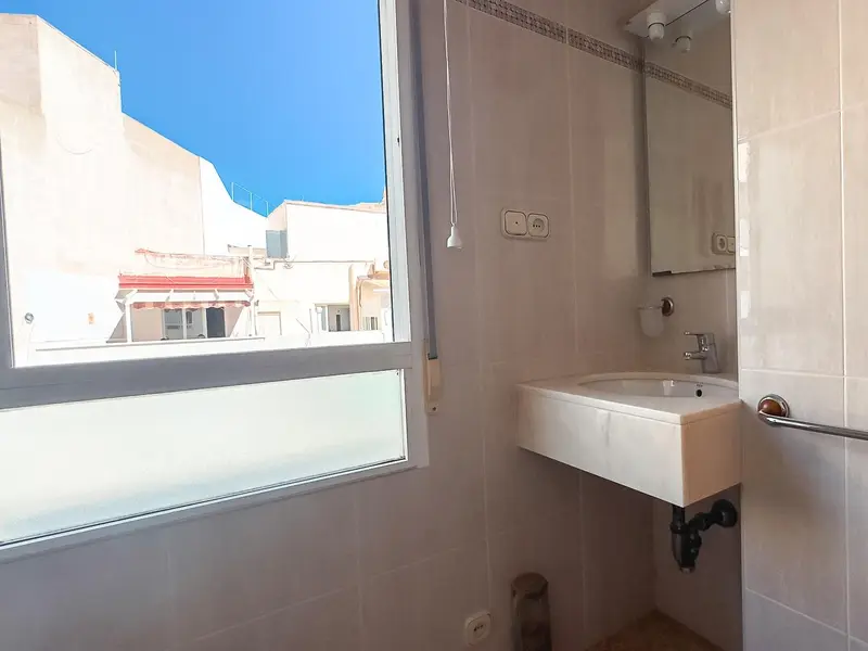 Apartamento de 5 dormitorios en Alicante, Costa Blanca — foto 20 de 25