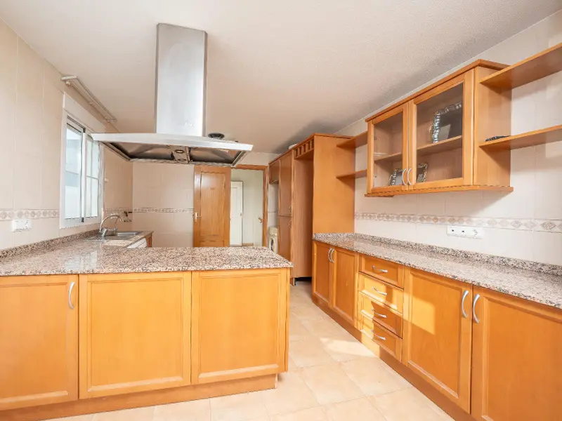 Villa de 5 dormitorios en Aspe, Costa Blanca — foto 6 de 30