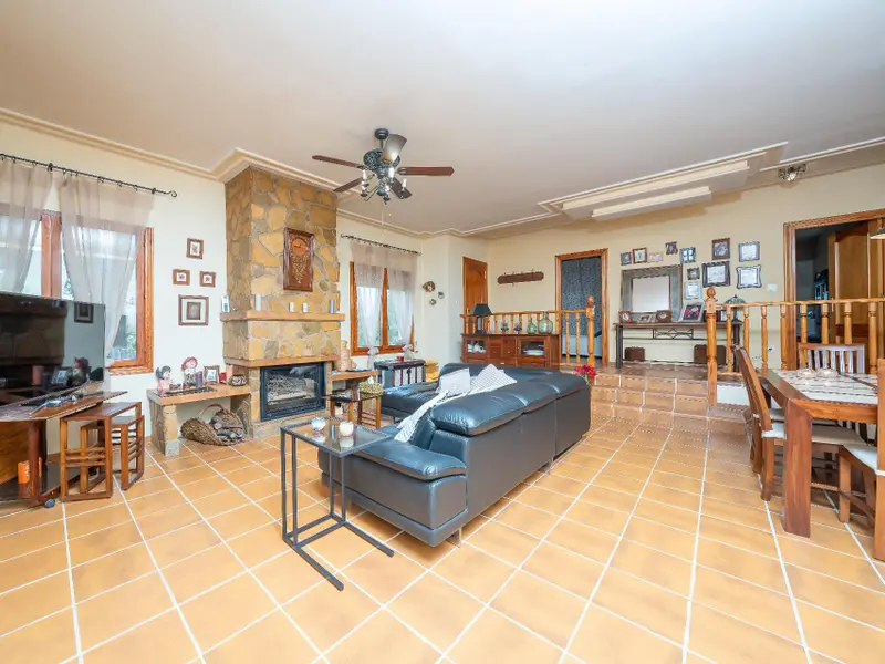 Villa mit 4 Schlafzimmern in Novelda, Costa Blanca — Foto 6 von 30