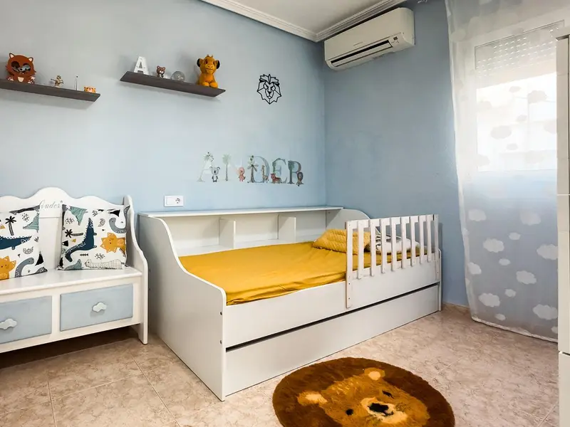Bungalow de 3 dormitorios en Desconocido, Costa Blanca — foto 13 de 30