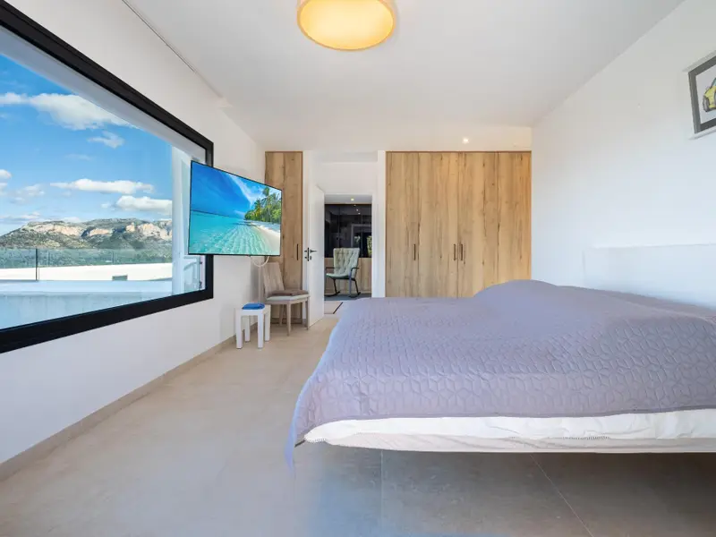 Villa with 5 bedrooms in Dénia, Costa Blanca — photo 18 of 30