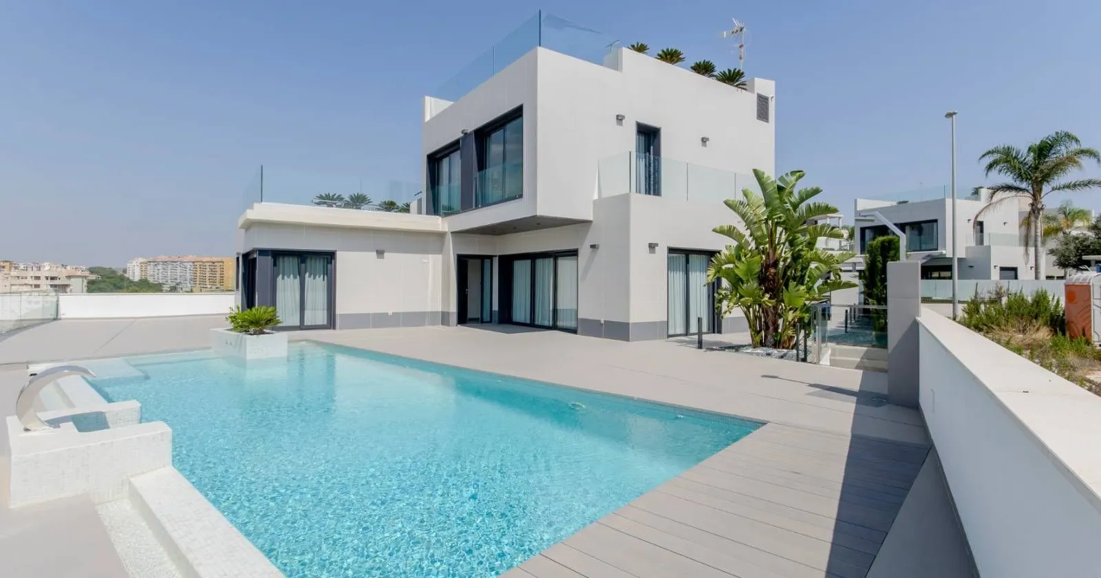 Villa de 3 dormitorios en Orihuela Costa, Costa Blanca — foto 1 de 30