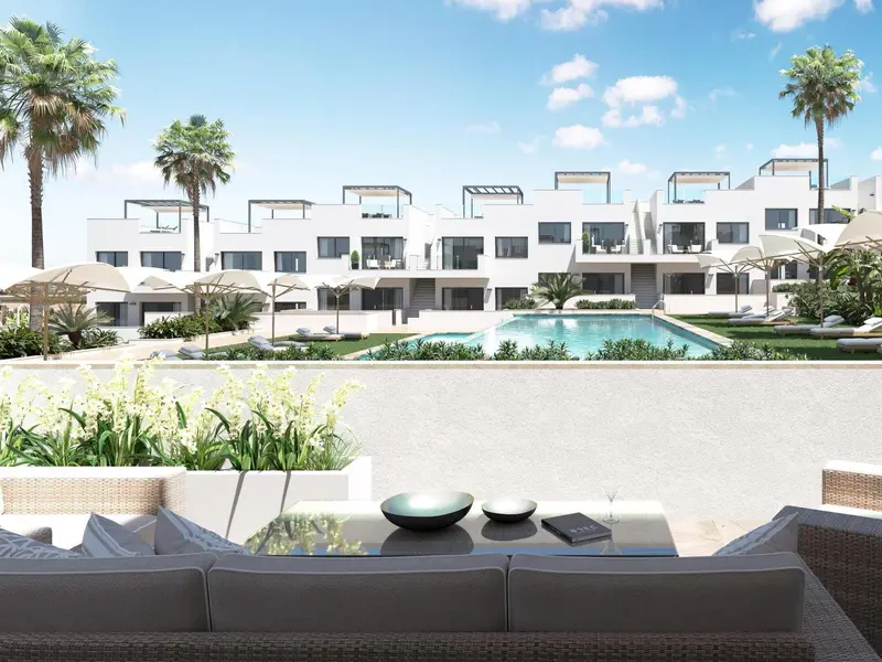 Бунгало з 2 спальнями у Torrevieja, Коста-Бланка — фото 14 з 30