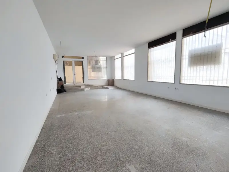 Local comercial en Elche, Costa Blanca — foto 6 de 16