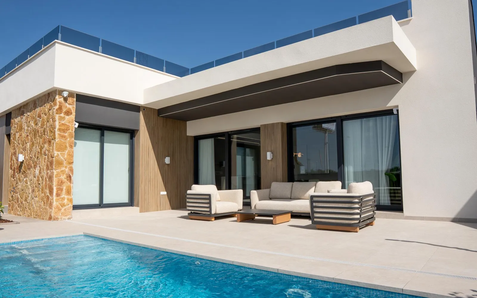 Villa de 3 dormitorios en Rojales, Costa Blanca — foto 1 de 30