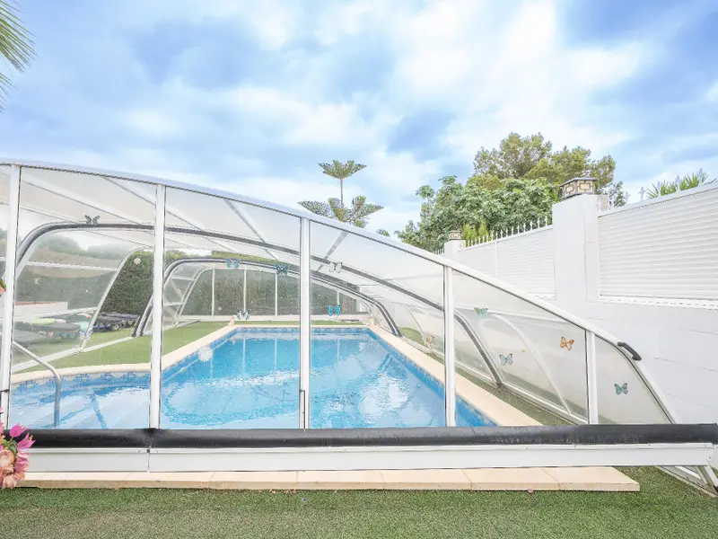 Villa de 5 dormitorios en La Nucía, Costa Blanca — foto 10 de 30