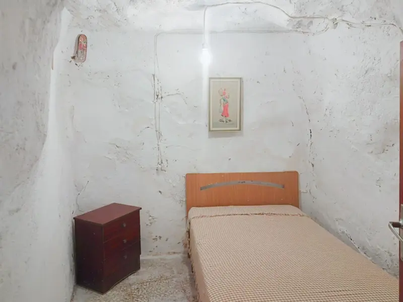 Вилла de 5 dormitorios en Pinoso, Costa Blanca — фото 11 из 24