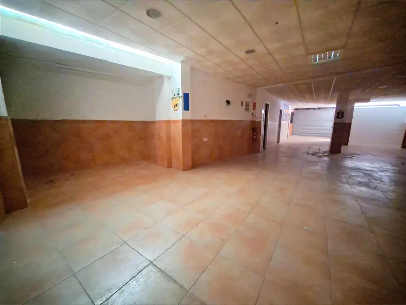Комерційне приміщення у Alicante, Коста-Бланка — фото 3 з 12
