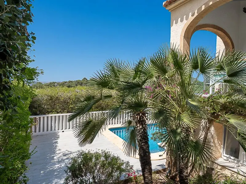 Villa with 4 bedrooms in Jávea, Costa Blanca — photo 17 of 30
