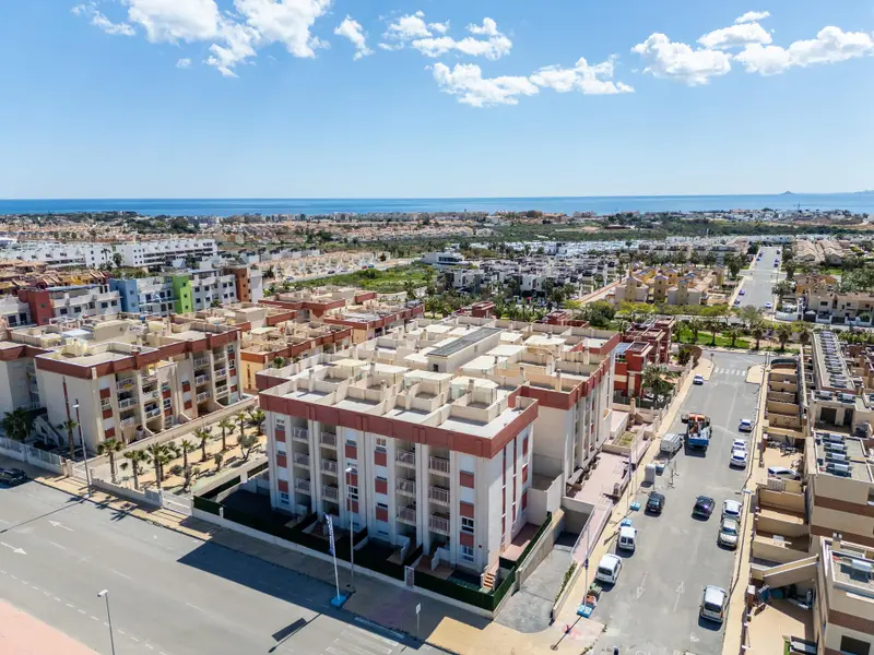 Apartment with 1 bedrooms in Orihuela Costa, Costa Blanca — photo 2 of 30