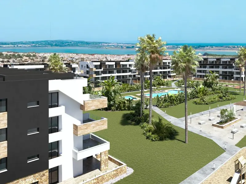 Apartamento de 2 dormitorios en Torrevieja, Costa Blanca — foto 7 de 15