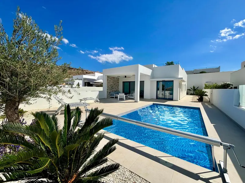 Villa de 3 dormitorios en Rojales, Costa Blanca — foto 2 de 30