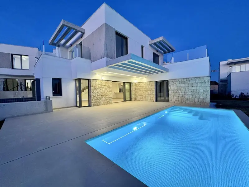 Villa de 4 dormitorios en Finestrat, Costa Blanca — foto 28 de 30