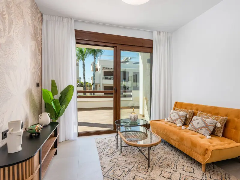 Bungalow de 2 dormitorios en Torrevieja, Costa Blanca — foto 22 de 29