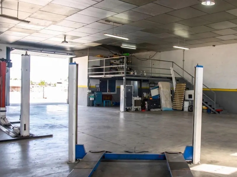 Local comercial en Elche, Costa Blanca — foto 6 de 20