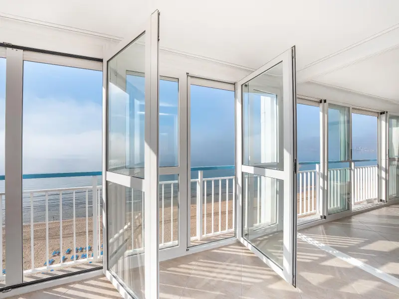 Apartamento de 2 dormitorios en Benidorm, Costa Blanca — foto 27 de 28