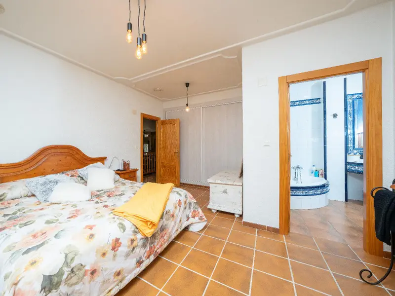 Villa mit 4 Schlafzimmern in Novelda, Costa Blanca — Foto 18 von 30