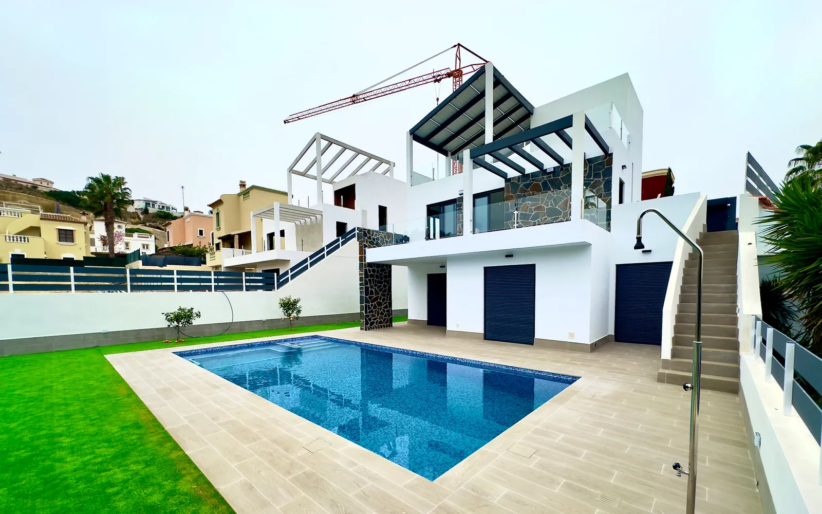 Chalet independiente de 4 dormitorios en Rojales, Costa Blanca — foto 1 de 1