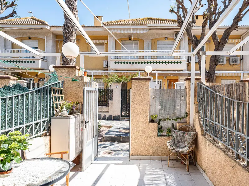 Bungalow with 1 bedrooms in Santa Pola, Costa Blanca — photo 20 of 30