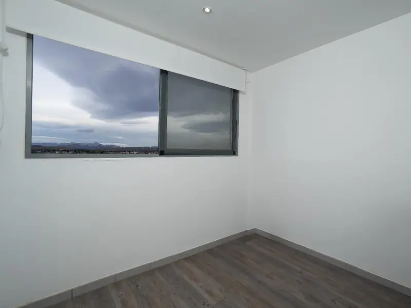 Penthouse with 3 bedrooms in Elche, Costa Blanca — photo 24 of 30