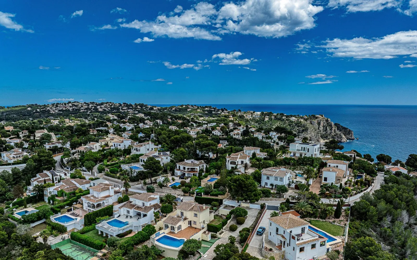 فيلا de 4 dormitorios en Jávea, Costa Blanca — صورة 1 من 30
