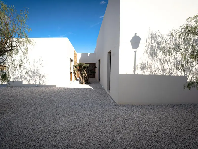 Villa de 4 dormitorios en Desconocido, Costa Blanca — foto 12 de 30