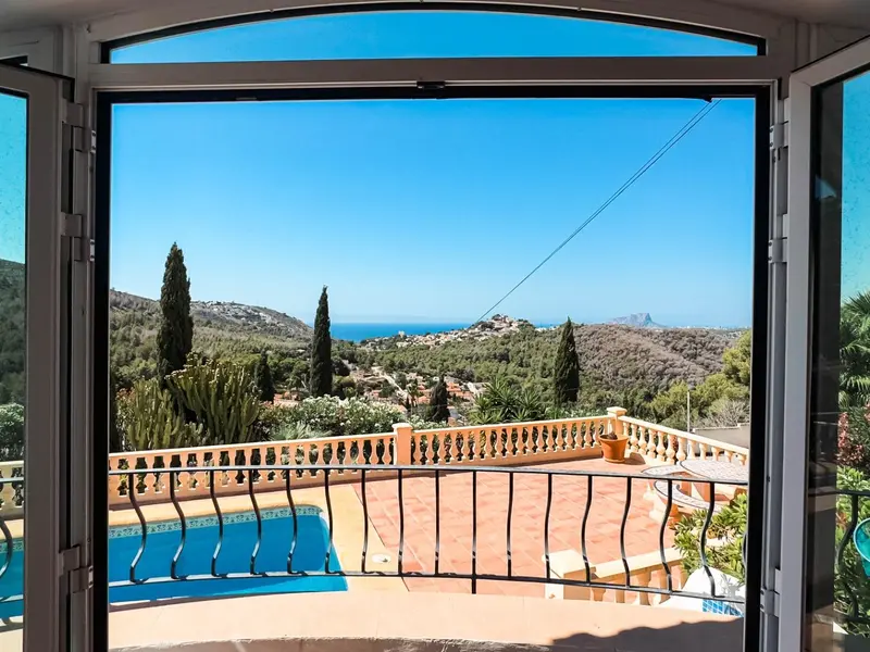 Villa de 3 dormitorios en Moraira, Costa Blanca — foto 17 de 22