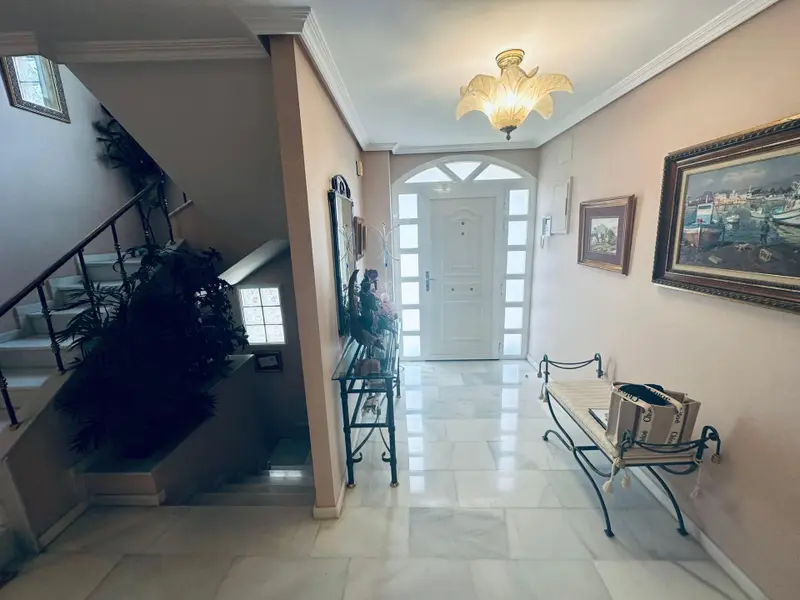 Villa de 4 dormitorios en Benidorm, Costa Blanca — foto 18 de 26